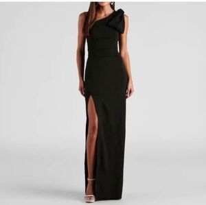 Windsor Black One-Shoulder Dress With Bow Detail